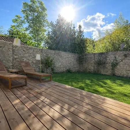 Le Petit Chalet